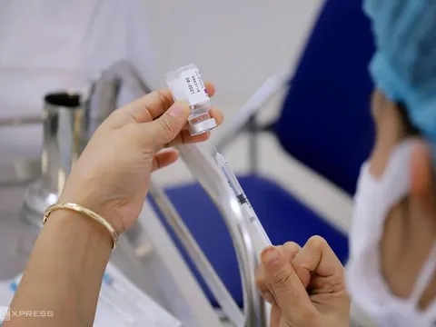 Hà Nội: Thứ tự 13 nhóm ‘ưu tiên’ tiêm vaccine Covid-19