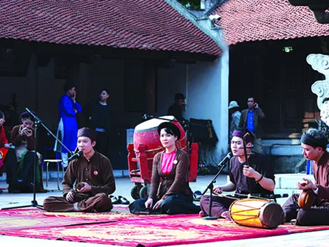 Phát huy giá trị của 'nghệ thuật diễn xướng dân gian' Hà Nội