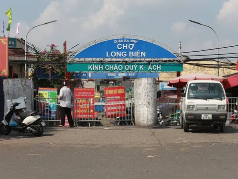 Bộ Công Thương đề nghị rà soát, đánh giá để mở cửa trở lại các chợ tạm thời đóng do có ca nhiễm Covid-19