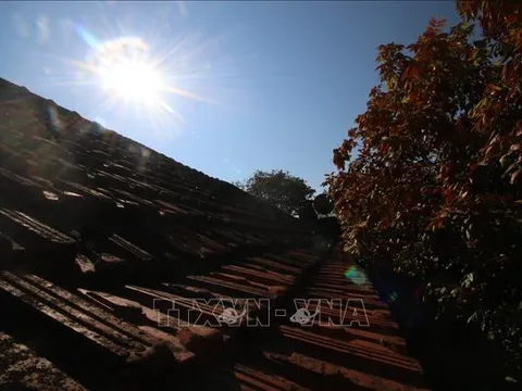 Tia cực tím liên tiếp gây hại mức rất cao ở hầu hết các thành phố