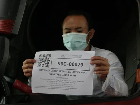 Tiếp tục gia hạn thẻ ưu tiên ‘luồng xanh’ vận tải