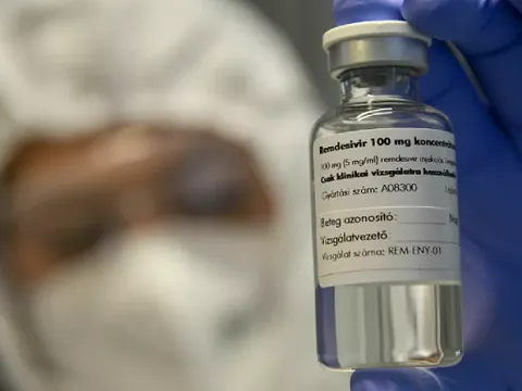 Vingroup mua 500.000 lọ thuốc điều trị Covid-19 Remdesivir