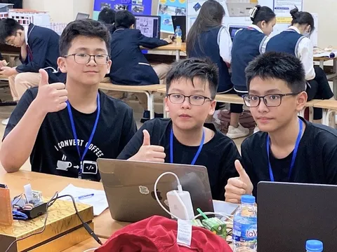 Ưu tiên dạy nội dung mang tính lí thuyết khi học trực tuyến