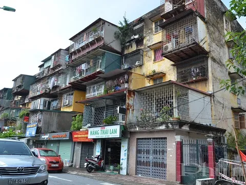 Hình cảnh những ‘chuồng cọp’ gây mất an toàn tại khu tập thể Thành Công