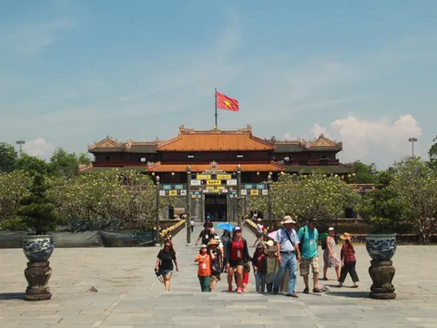 Thừa Thiên Huế mở cửa phục vụ du khách tham quan ngoài trời tại một số điểm di tích