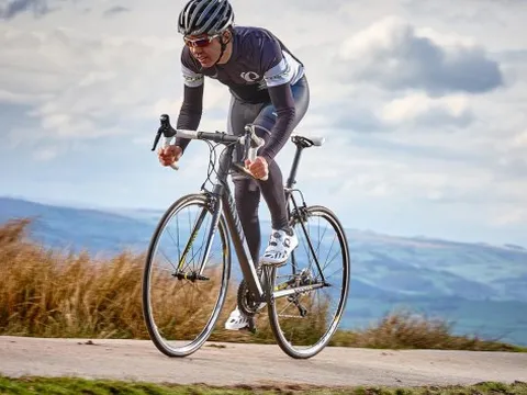 Đạp xe thể dục nhiều, nam giới có yếu ‘chuyện ấy’?